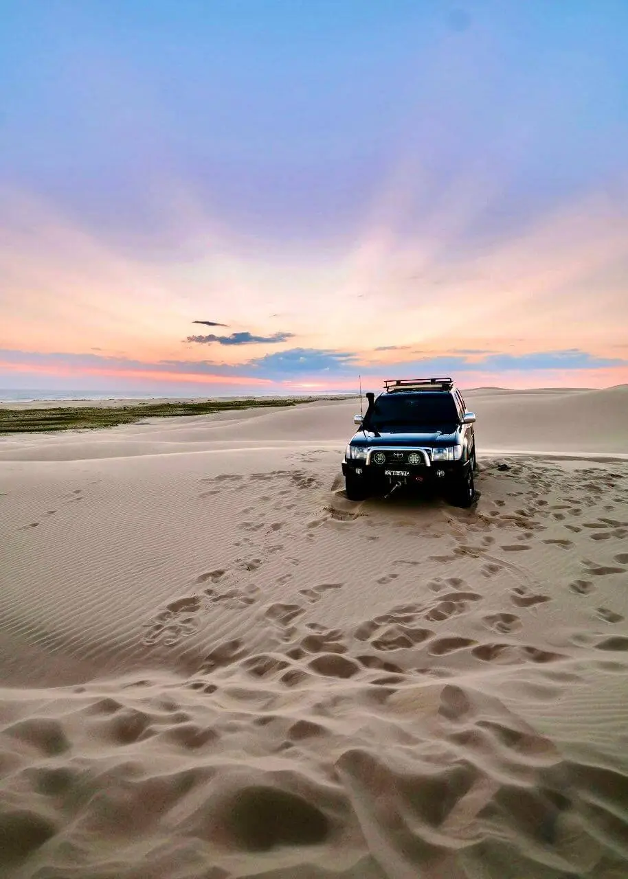 Passeio de 4x4 nas dunas de Buzios no litoral sul de Natal ao pôr do sol – aventura inesquecível com a Supreme Tur